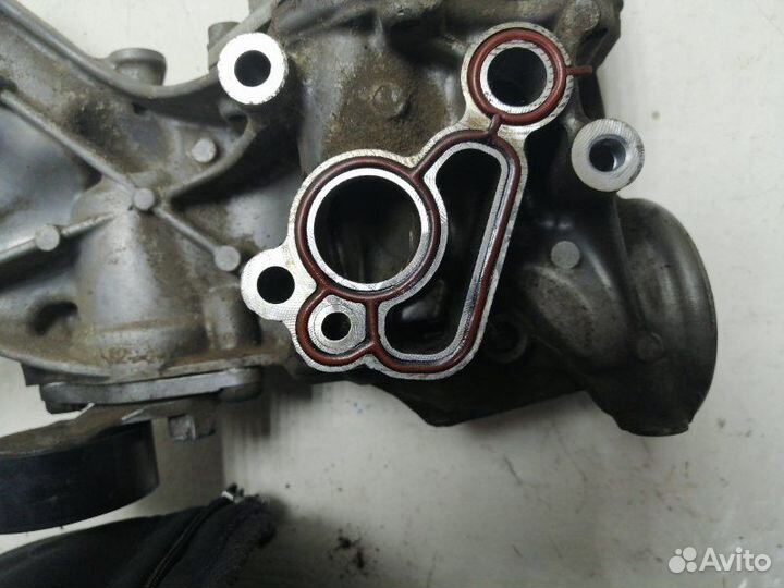 Кронштейн Audi Q3 8UB cczc 2013