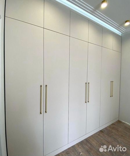 Шкаф стенка