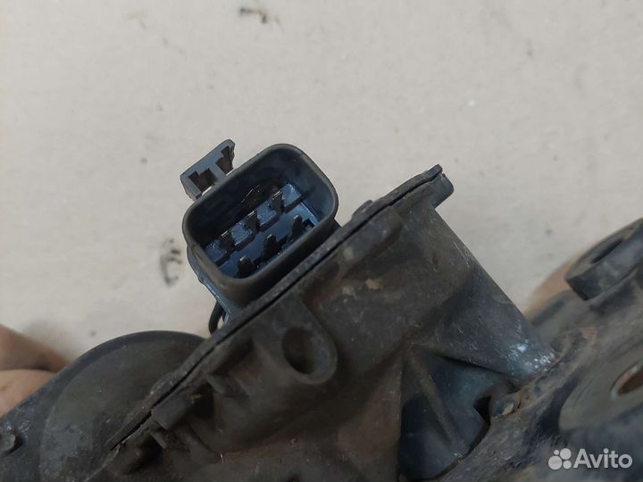 Моторчик стеклоочистителя Nissan Primera P11