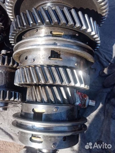 Коробка ямз236