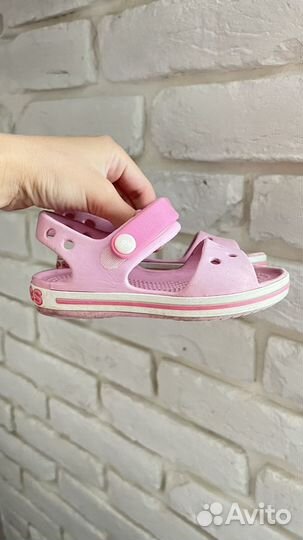 Сандалии Crocs для девочки C9