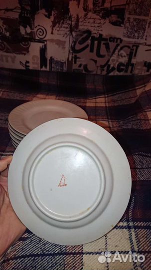 Тарелки