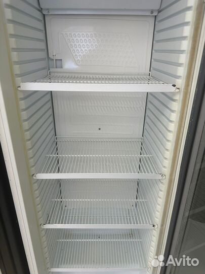 Холодильный шкаф, витрина б/у