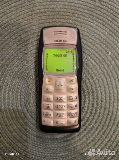 Телефон Nokia 1100