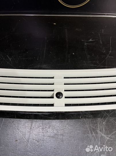 Воздухозаборная решетка мерседес w219 цвет 960