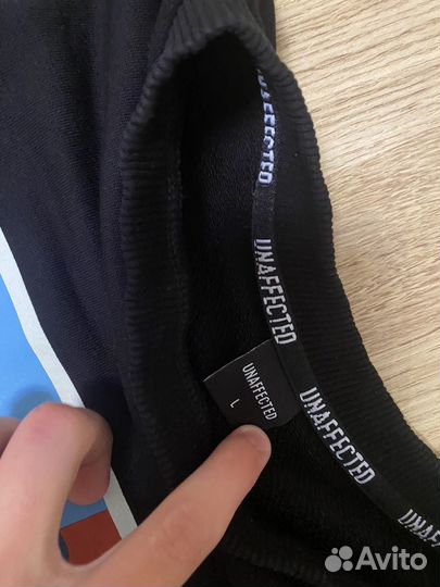 Кофта unaffected