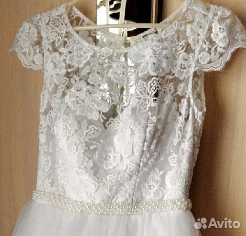 Свадебное платье 44 46 бу