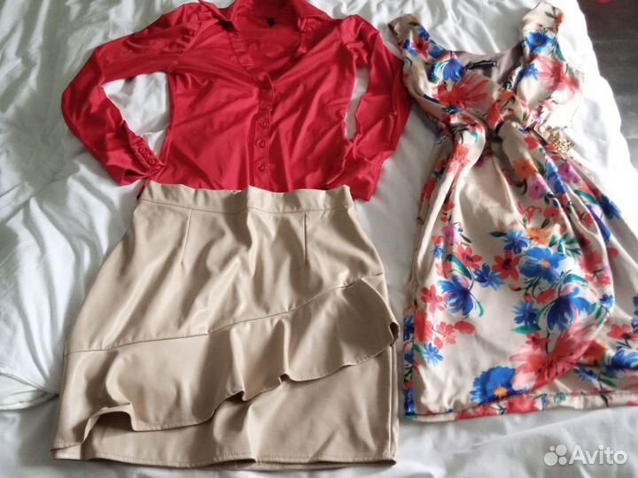 Вещи женские, купальники 44-48