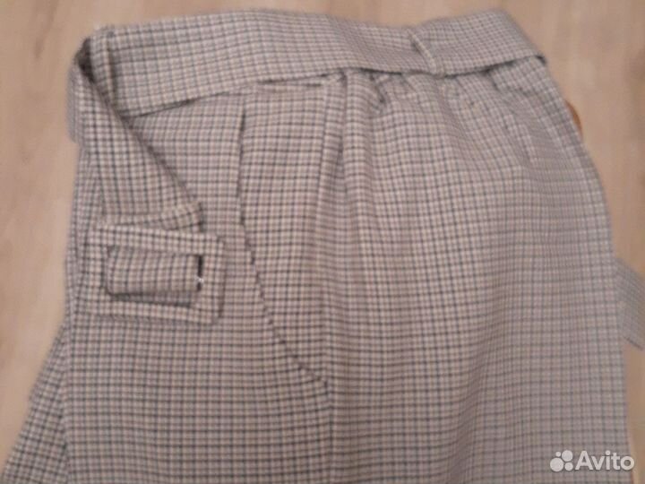 Костюм брючный женский