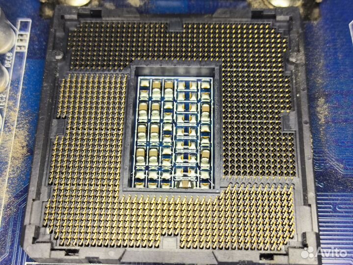 Материнская плата с процессором и памятью