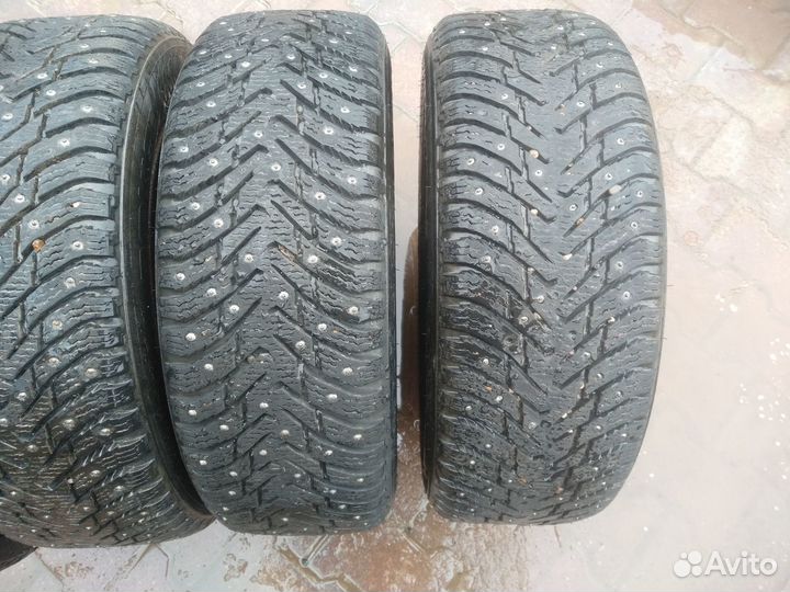 Nokian Tyres Hakkapeliitta 8 195/60 R15