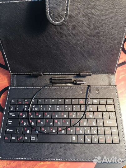 Чехол для планшета с клавиатурой