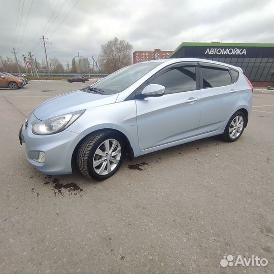 Hyundai Solaris 1.6 AT, 2012, 192 000 км