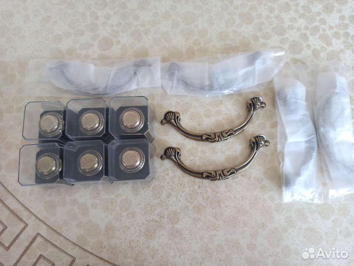 Мебельные ручки