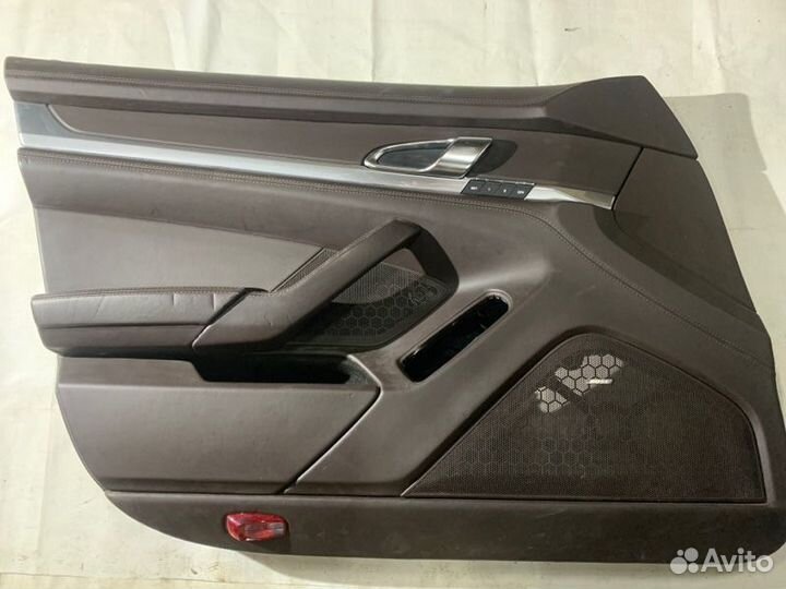 Обшивка двери передняя левая Porsche Panamera 970
