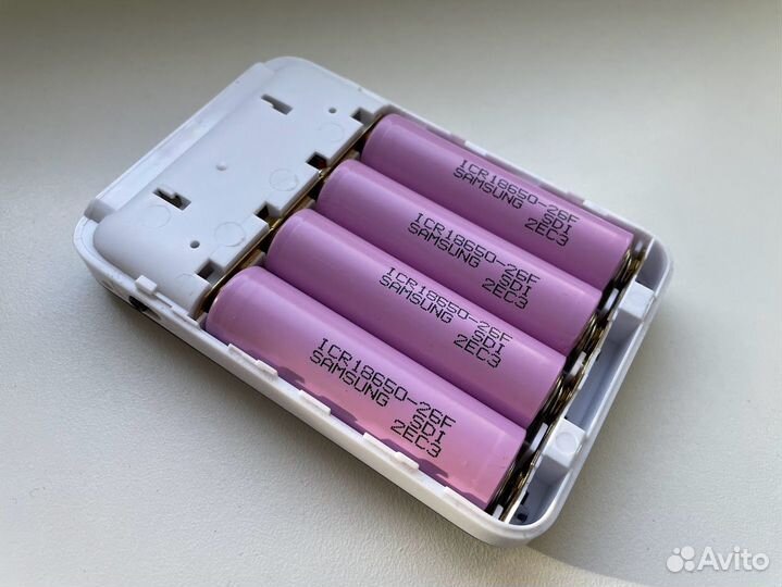 Powerbank c фонариком и 4* 18650 аккумуляторах