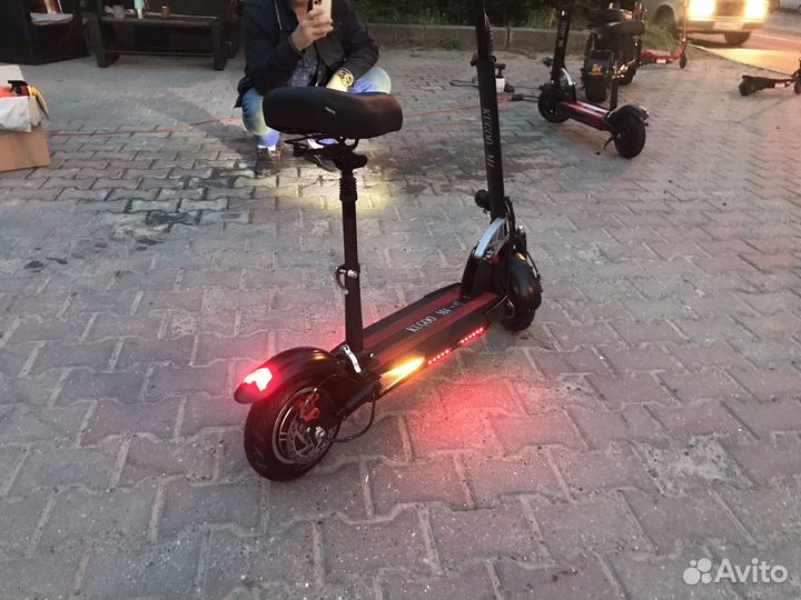 Самокат взрослый kugoo m4