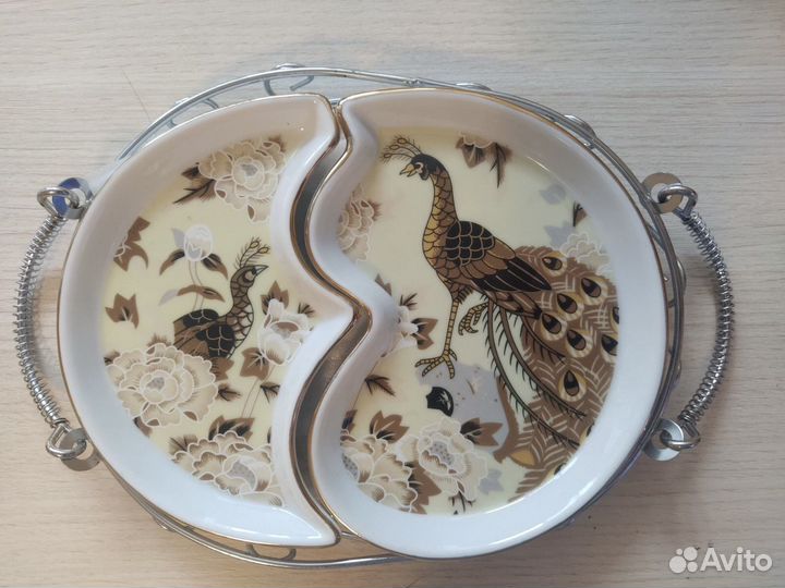 Менажница с подставкой Павлин на бежевом