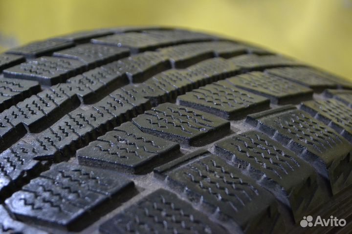 Dunlop Graspic DS2 215/60 R16