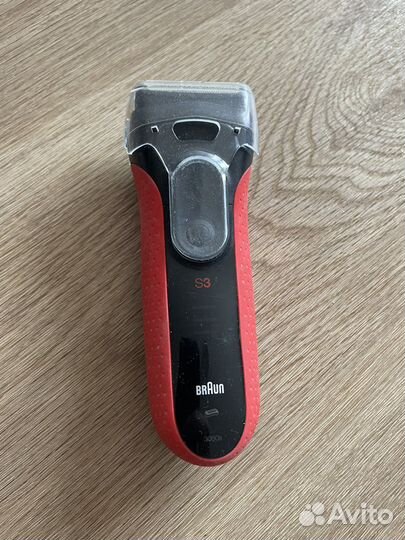 Продаётся бритва braun 3