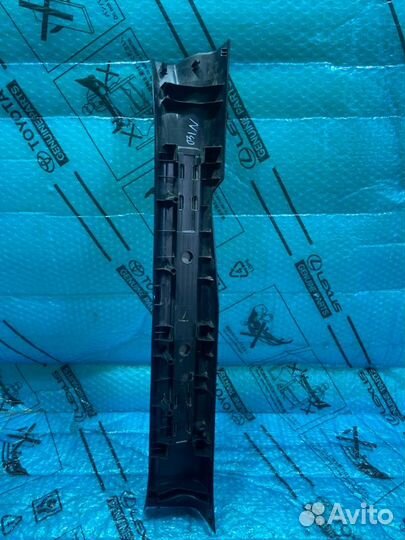 Накладка порога\внутреняя\левая передняя левая