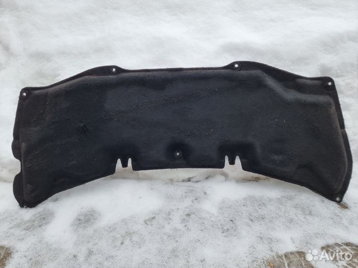 Шумоизоляция капота Honda Civic 2006 г