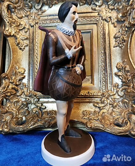 RAR.Уолтер Рэли.Coalport.Walter Raleigh.Статуэтка