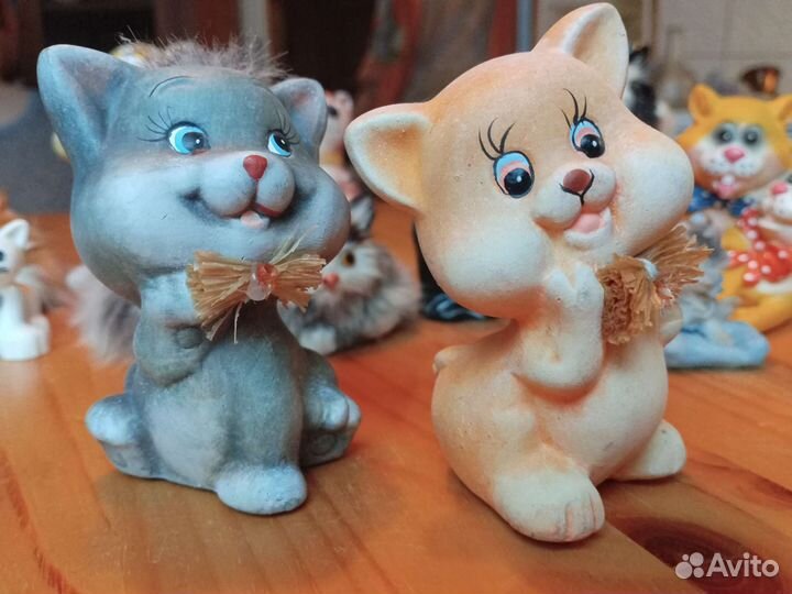 Статуэтка, фигурка кошка