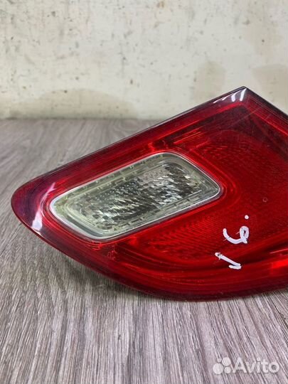 Фонарь крышки багажника задний левый Opel Astra J