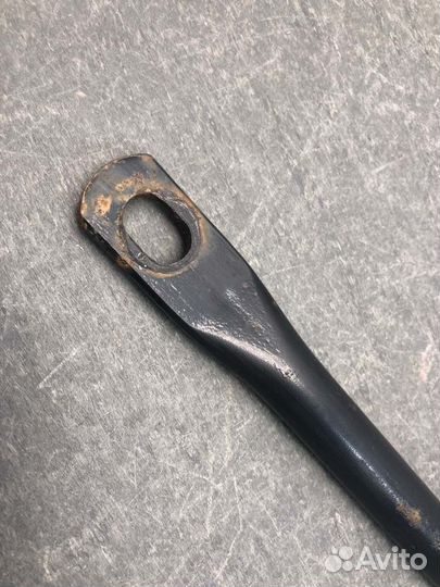 Планка подрамника передняя левая Renault Logan LS0