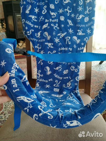 Мягкий стульчик для кормления ребенка