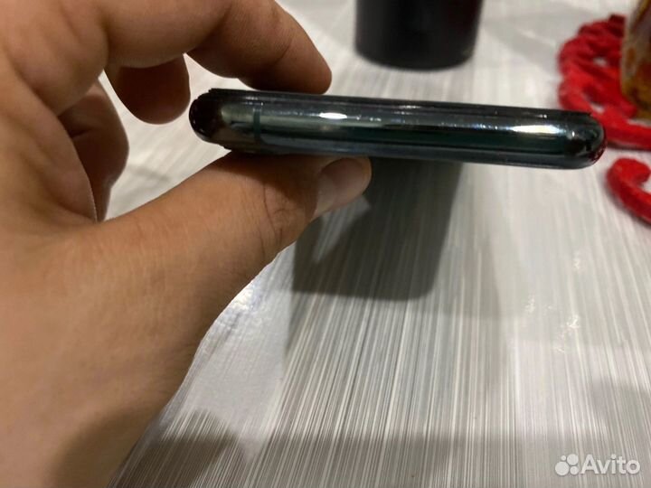 iPhone 11 Pro, 64 ГБ