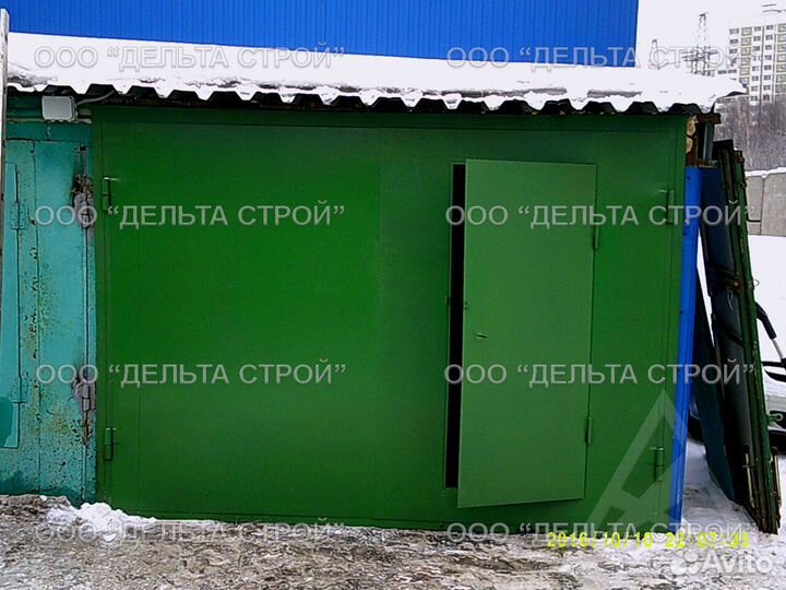 Распашные гаражные ворота с калиткой