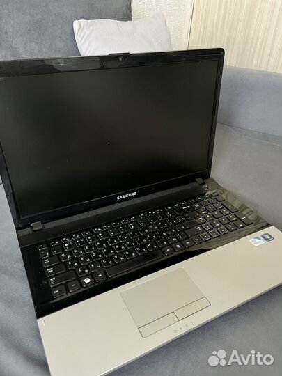 Ноутбук samsung NP300E7A