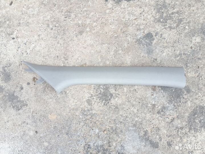 Обшивка стойки передняя правая Hyundai Solaris