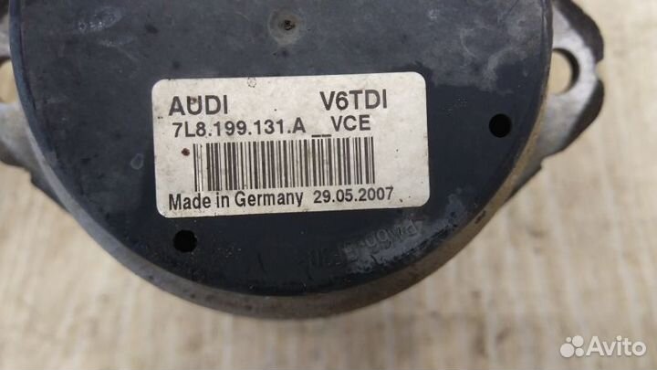Подушка крепления двигателя Audi / Volkswagen