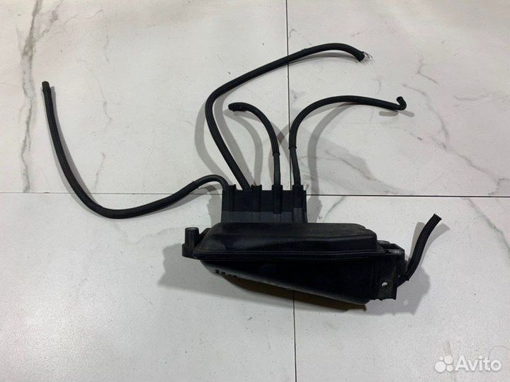 Вакуумный ресивер Mercedes W212 OM651