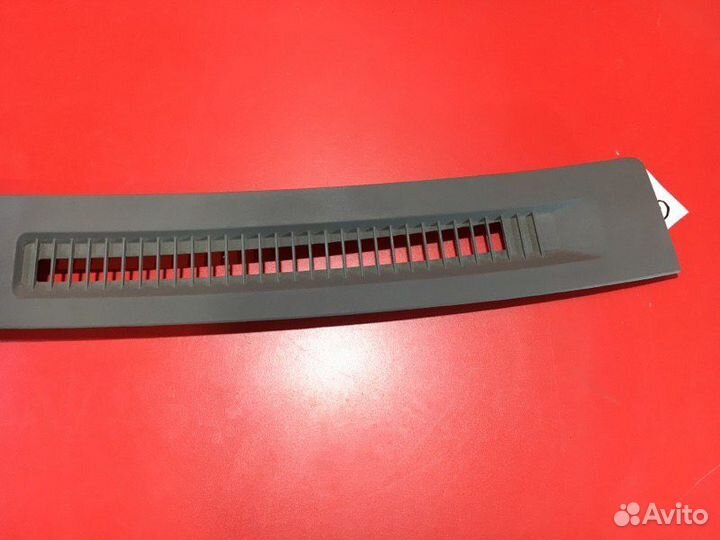 Накладка торпедо передняя Infiniti Qx56 JA60