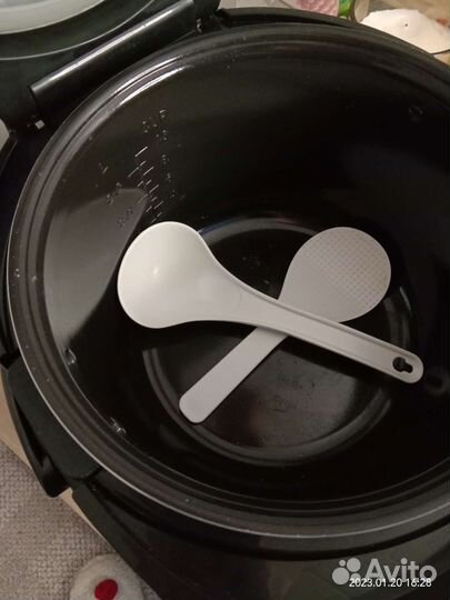 Мультиварка Redmond RMC-395