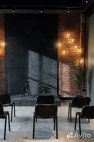Аренда зала со сценой