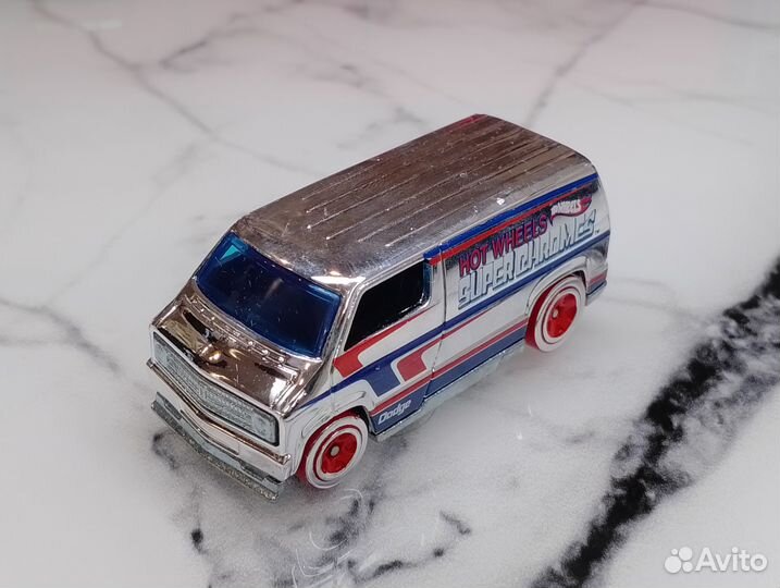 HotWheels. Dodge Van
