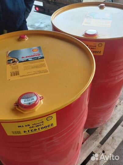 Масло моторное Castrol 15W40 для грузовиков