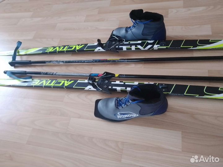 Беговые лыжи