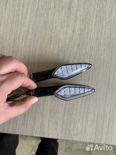 Поворотники на мотоцикл