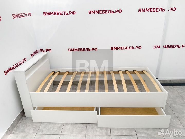 Кровать новая с ящиками 90 200