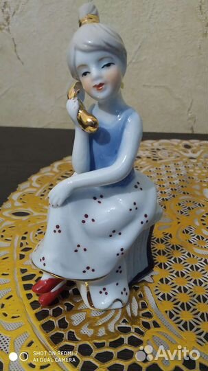 Фарфоровые статуэтки