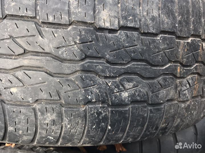 Bridgestone 613V 225/65 R17