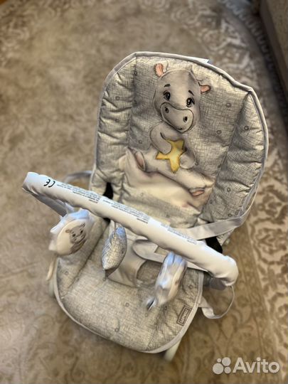 Шезлонг для новорожденных