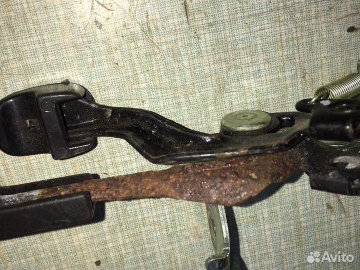 Ручка открывания багажника Hyundai Accent