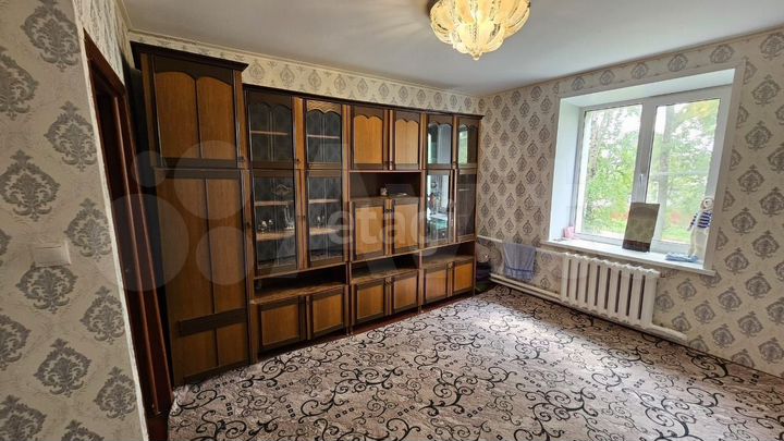 Комната 30 м² в 3-к., 2/2 эт.